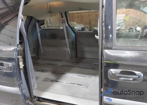 2005 Dodge Caravan Sxt z USA, uszkodzony, nr VIN 1D4GP45R35B259833